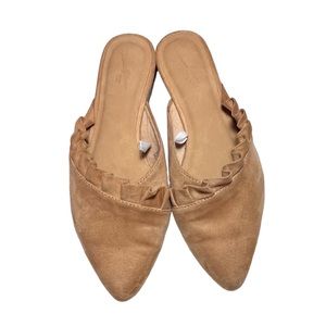 Universal Thread Tan Mules